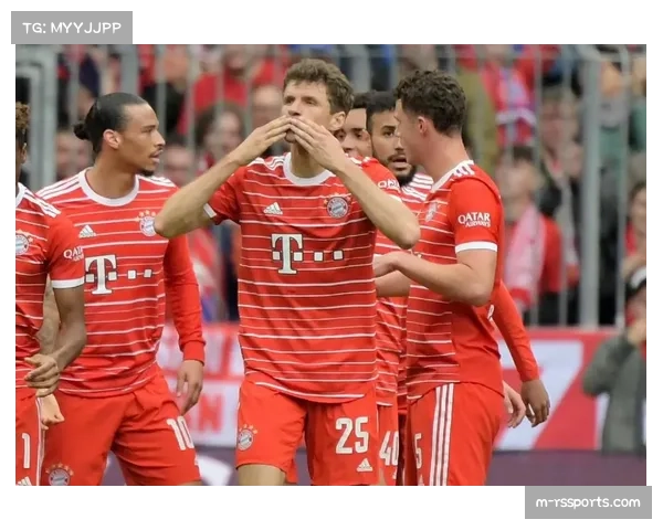 德甲争冠双雄会：拜仁多特直接对话将决定沙拉盘归属